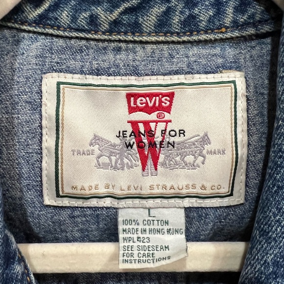 Vintage Cropped Levi’s Medium Wash Denim Vest - Picture 3 of 5